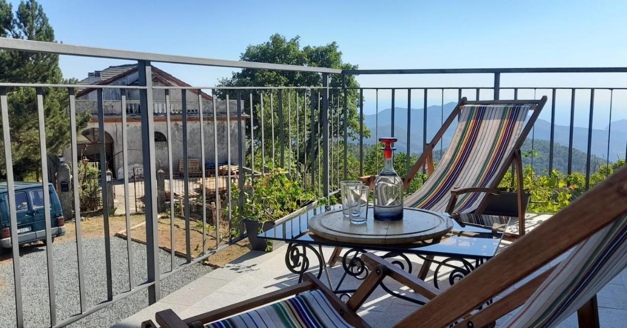 Bed And Breakfast Humus Sapiens Castiglione Chiavarese Exterior photo